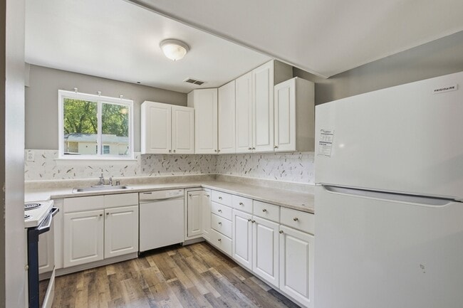 Photo - 272 Ternwing Dr