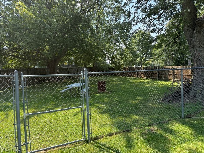 Photo - 12922 Fountain Ct