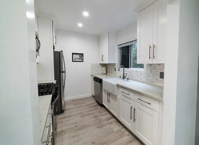 Photo - One Bedroom Furnished Condo