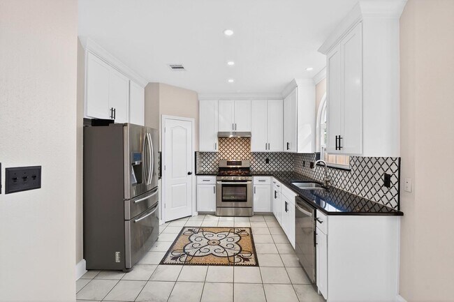 Photo - 4007 Reinald Rd