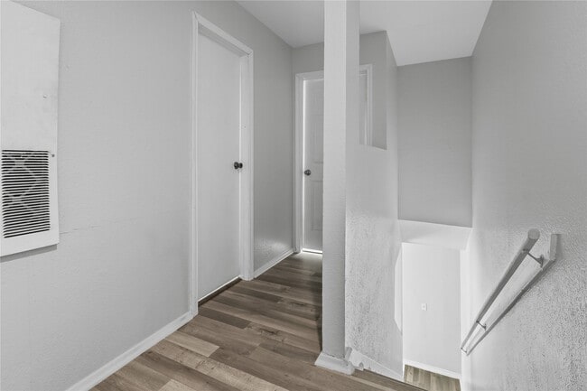 Photo - 8703 Victorian Village Dr Unit 8703