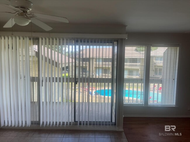 Photo - 2065 Sea Cliff Dr N