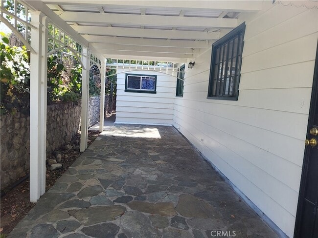 Photo - 10630 Hillhaven Ave