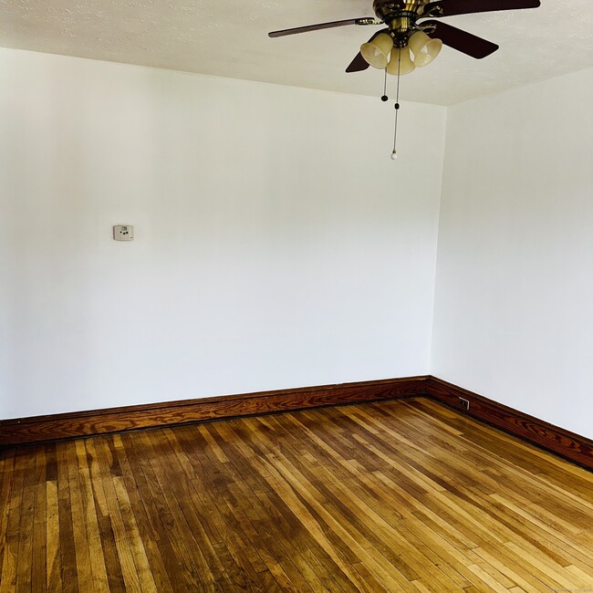 Photo - 20 Amaryllis Ave