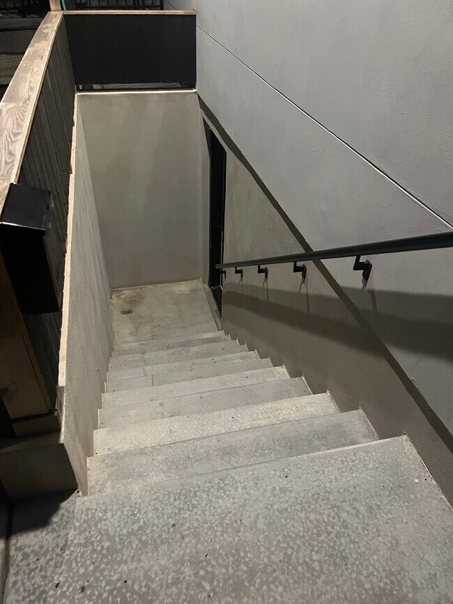 Photo - 233 E Center St