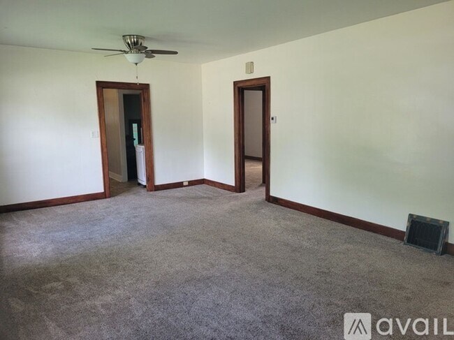 Photo - 2 Bd 1 Ba House in Beatrice Available in J...
