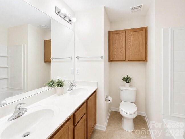 Photo - 11117 Saintsbury Pl