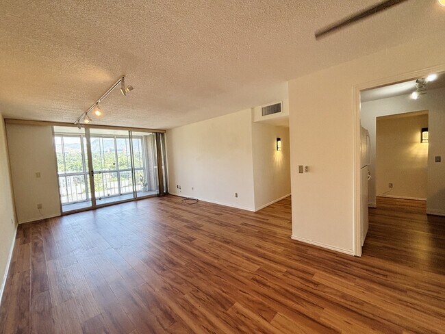 Building Photo - 710 E 200 S Unit 8D - 1 Rental