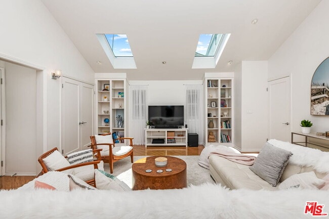 Photo - 8221 Delgany Ave