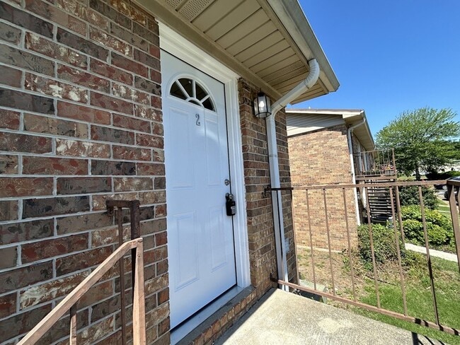 Building Photo - 2016 Hobbs Rd SE Rental