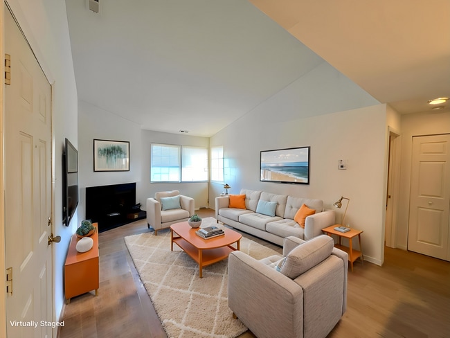 Building Photo - 95 Driftwood Ct Unit 95