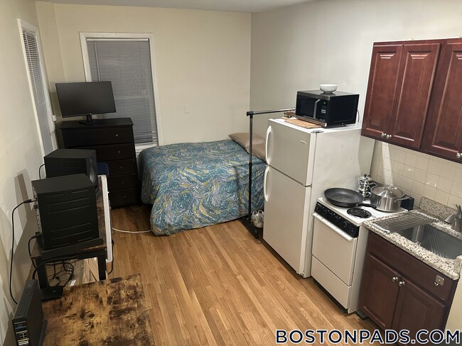 Photo - 49 S Huntington Ave Unit 104