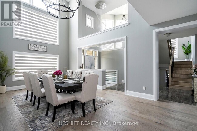 Photo - 141 Springside Cres