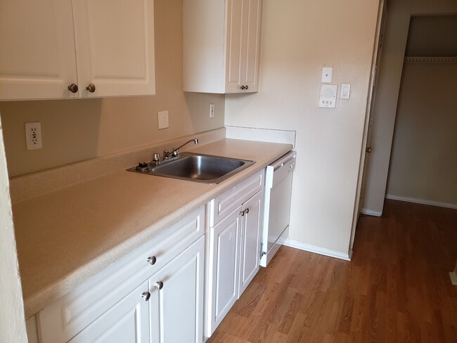 kitchen - Fox Crossings