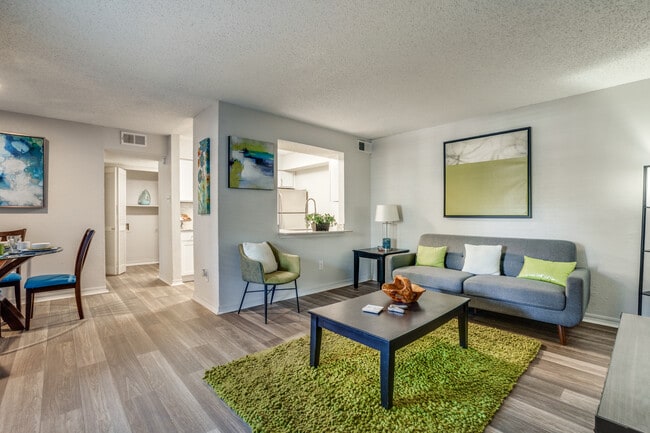 Building Photo - Eastgrove Rental