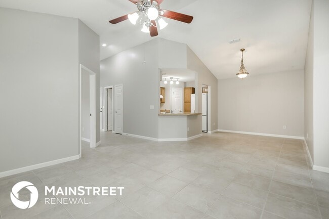 Photo - 9847 Paddlewheel Dr W