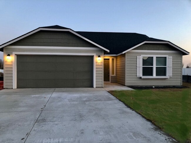 Building Photo - New Construction Home In Mae Valley