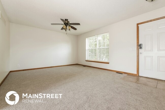 Photo - 809 E 15th St