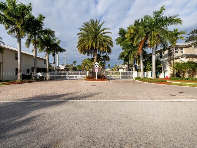 Photo - 7010 NW 106th Ave