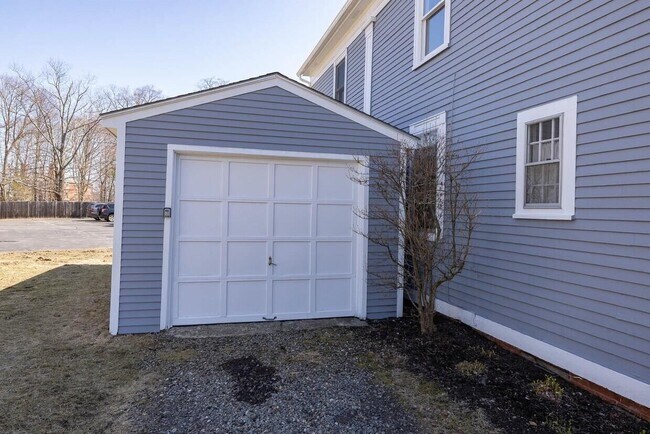 Photo - 119 Summer St