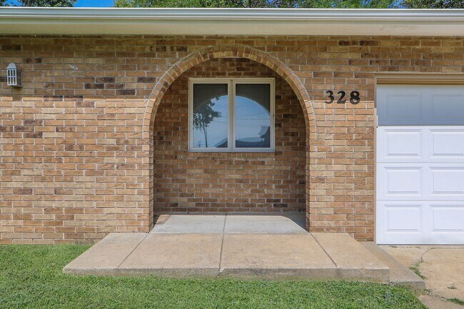 328 S Kiowa Ct