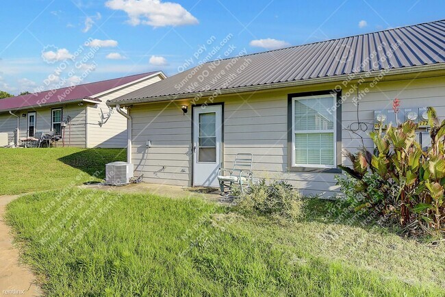 Photo - 2 br, 1 bath Triplex - 756 Rocky Ridge Flts