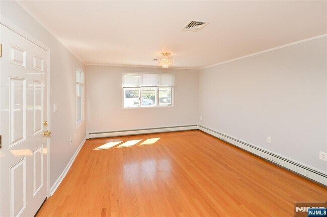 Photo - 142 Grand 2