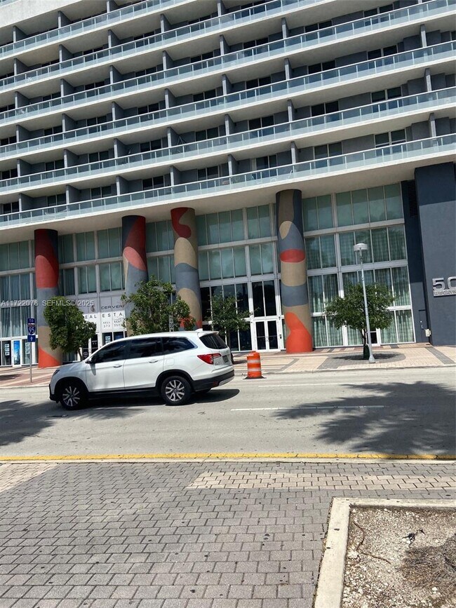 Building Photo - 50 Biscayne Blvd Unit 2906