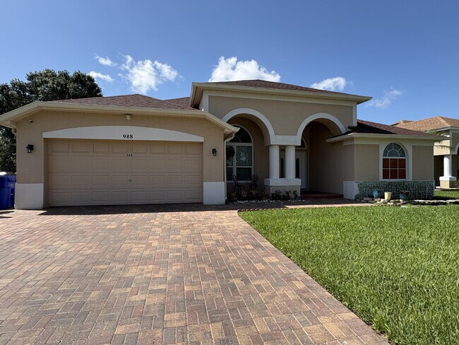 Spacious 4-Bedroom Oasis with 3 Full Baths in the Beautiful Community of Indian Lakes in St. Clou...