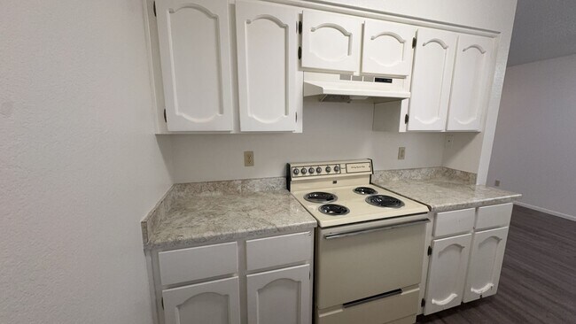 Photo - 12643 N 113th Ave Unidad Apt #4