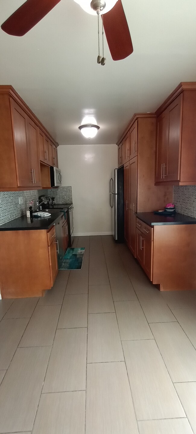 3914-01 - Keswick Court Apartments