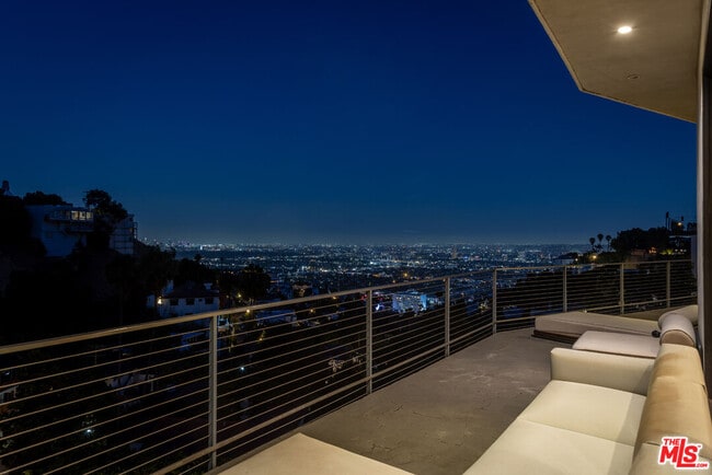 Photo - 8634 Franklin Ave