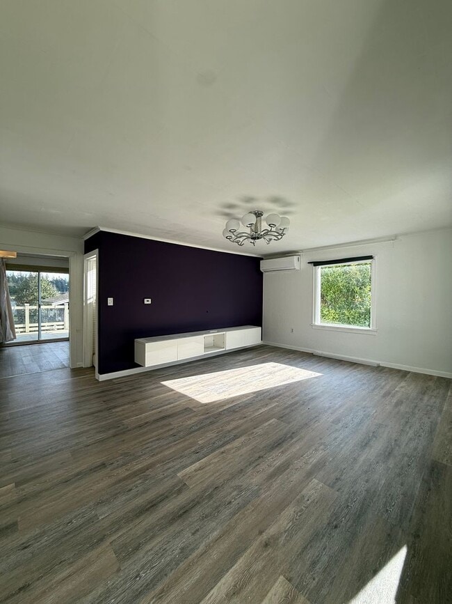 Photo - Well-Maintained 3-Bedroom Home in Prime Everett Location