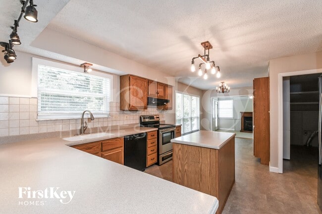 Photo - 115 Gunston Hall Dr
