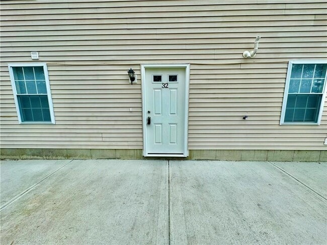 Photo - 32 Silva St