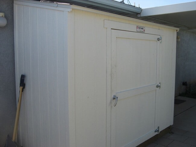 Photo - 3 Bed 2 Bathroom Home in Cedar City