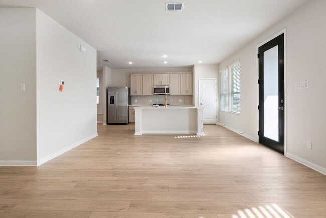 Photo - 116 Barret Dr