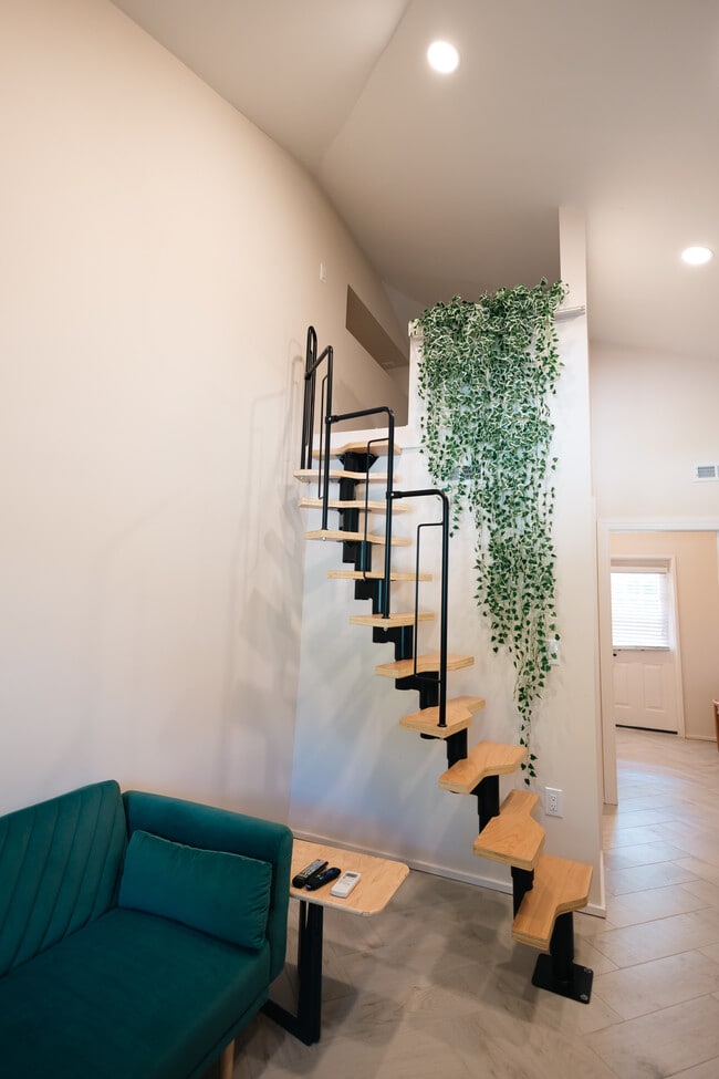 Photo - 1585 Secessionville Rd