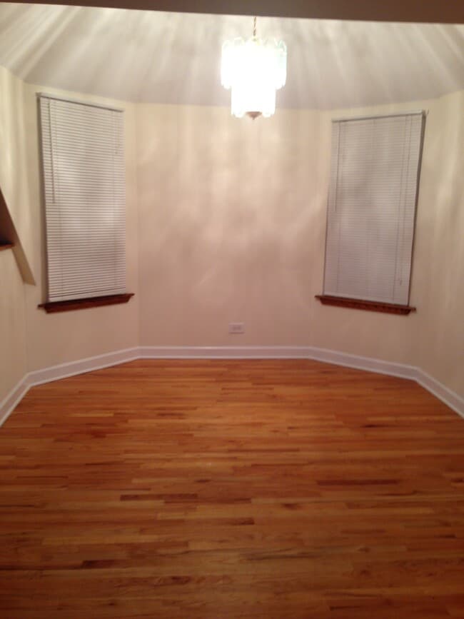 Dining Room - 3755 N Christiana Ave Unit 2