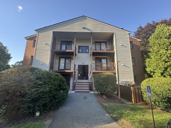 Building Photo - 189 Littleton Rd Unit 32 Rental