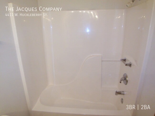 Photo - 4411 W Huckleberry St