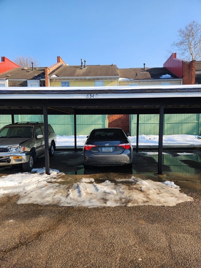 Photo - 6340 Commons Dr