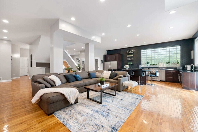 Building Photo - 2630 S Throop St Unit ID1244908P Rental