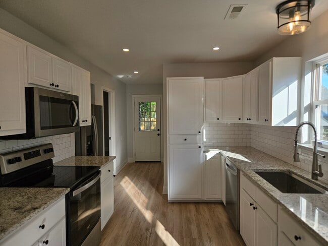 Photo - 917 S 11th St