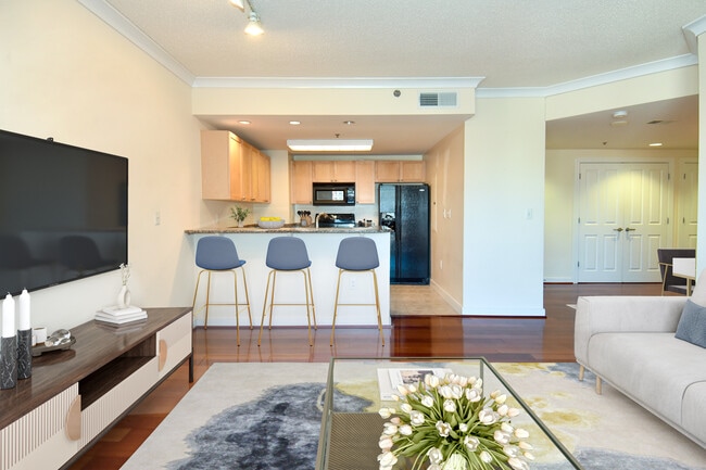 Photo - 777 7th St NW Unit 834