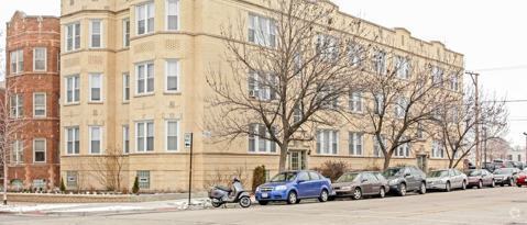Building Photo - 2422 W Catalpa Ave Rental