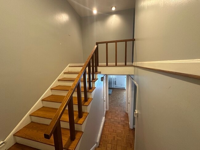 Photo - 87 Phelps St