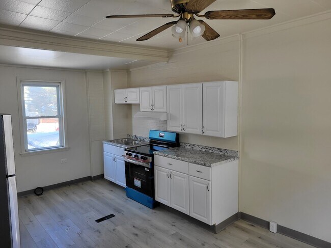 Photo - 425 Ohio Ave Unit 4