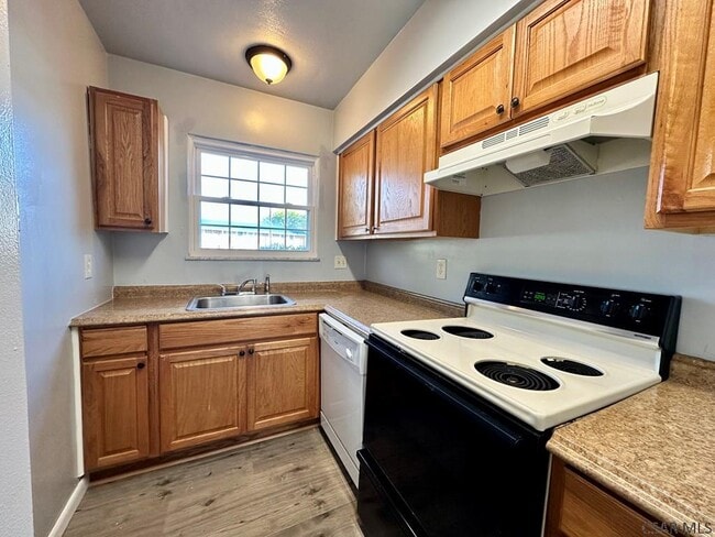 Photo - 1030 Tener St