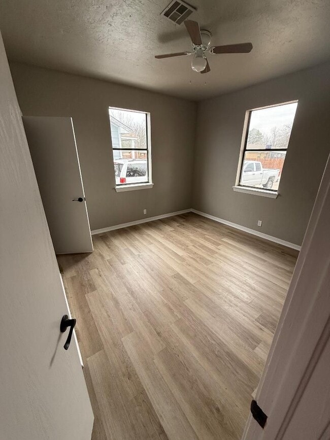 Photo - 2 Bedroom 1 Bathroom Home For Lease